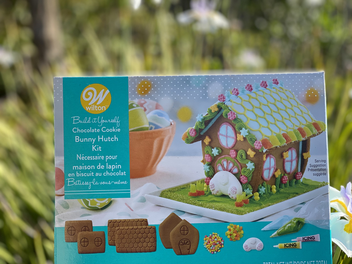 Wilton Build it Yourself Chocolate Cookie Bunny Hutch Kit