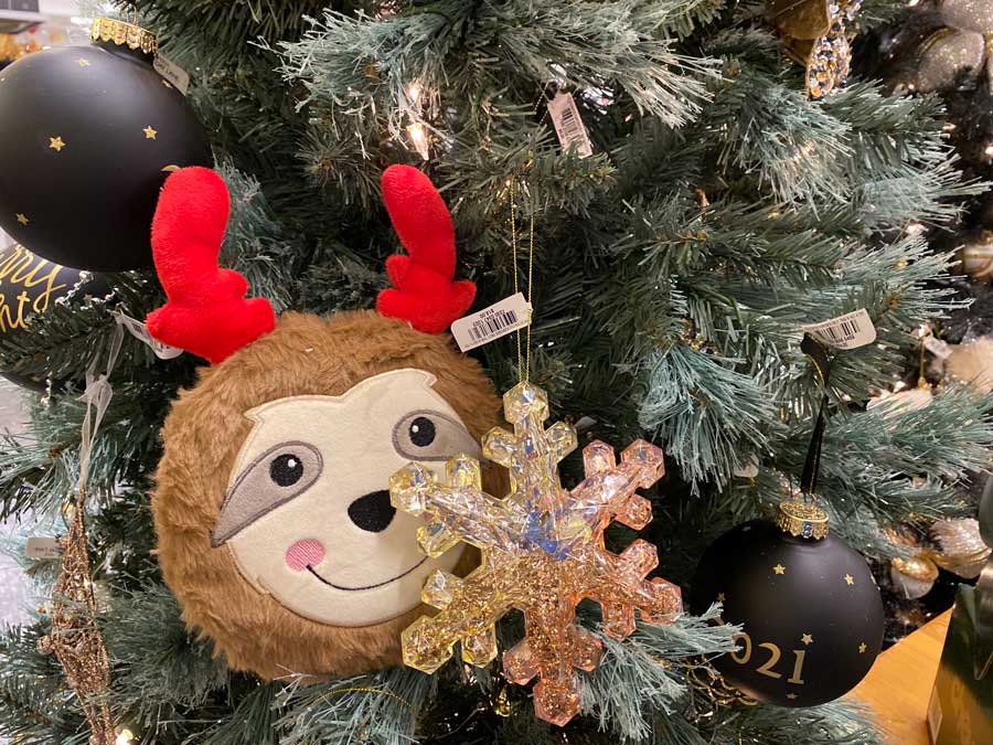 Chewy Reindeer Head Ornament