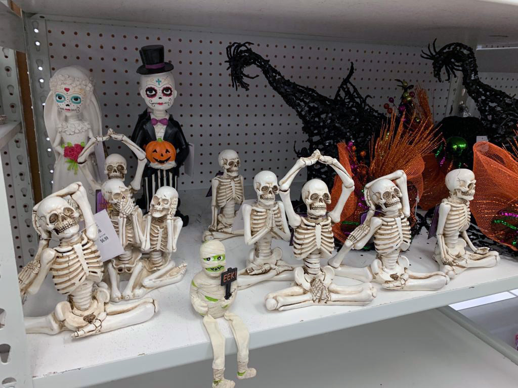 Halloween Skeleton Figurines