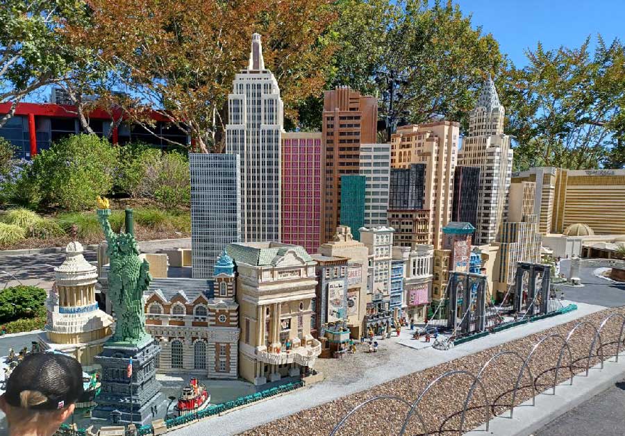 LEGO Miniland Trip