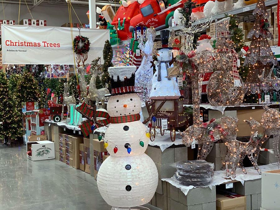 lowes christmas trees and decor