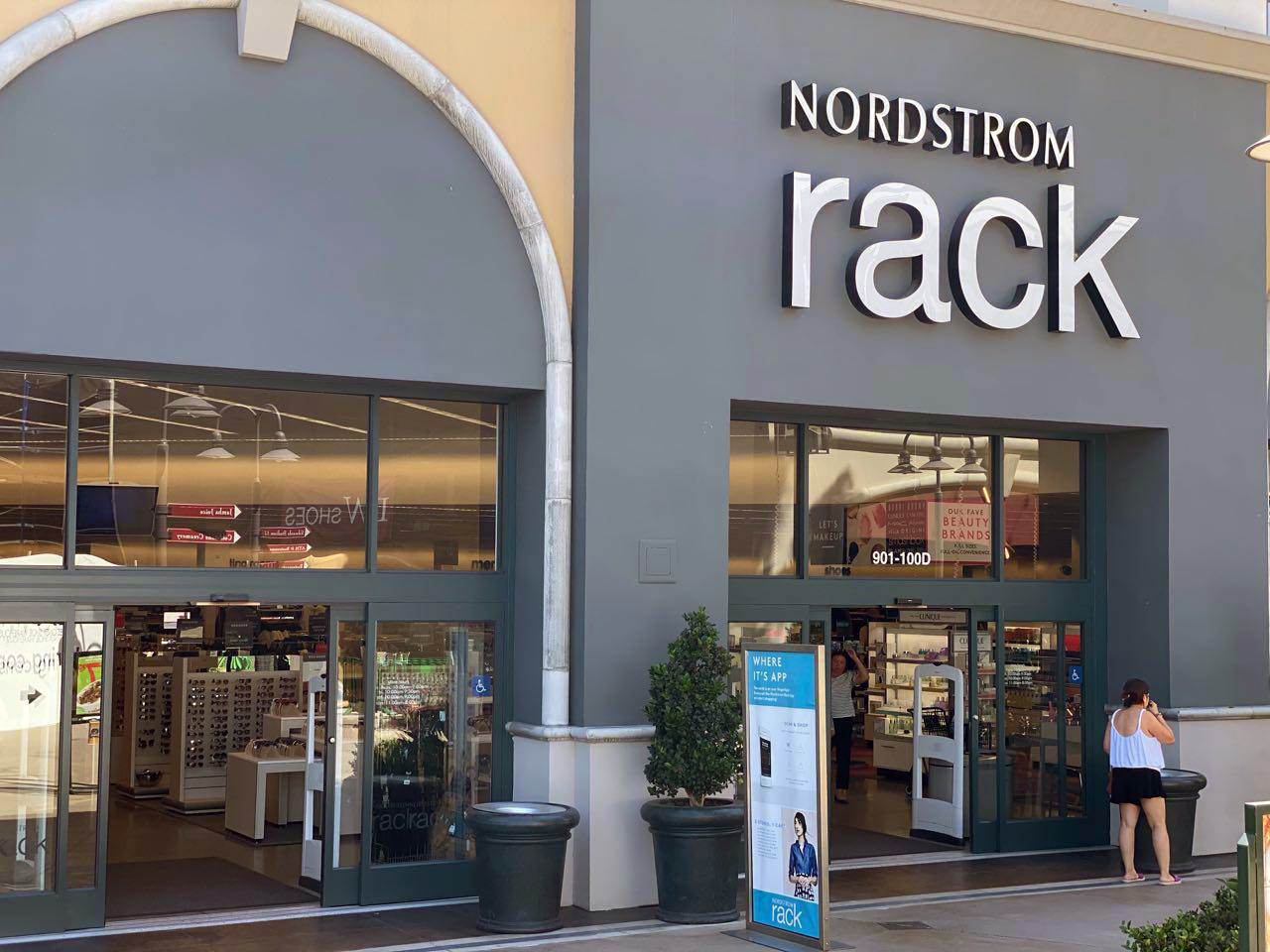 Nordstrom Rack Store