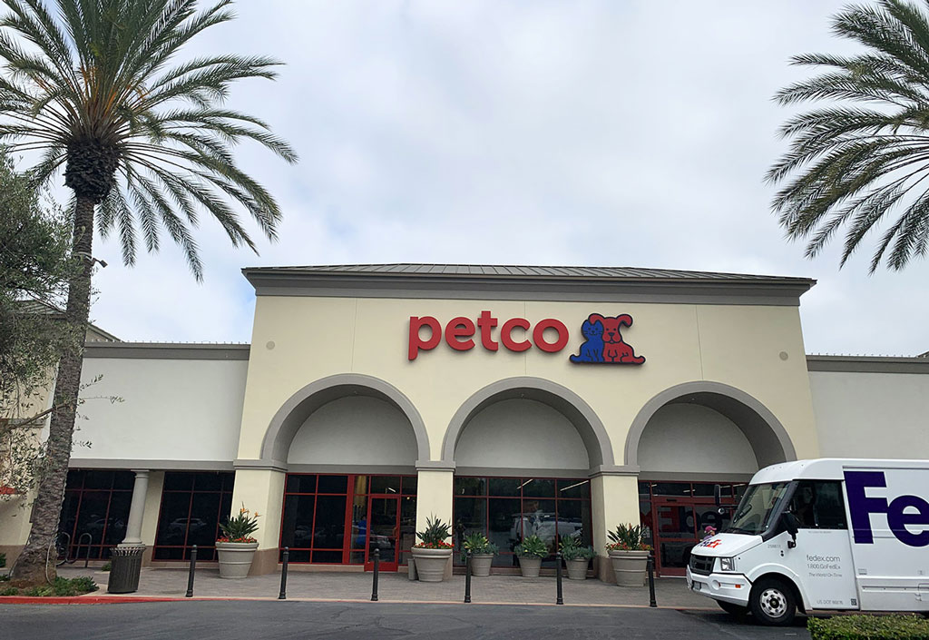 Petco Storefront