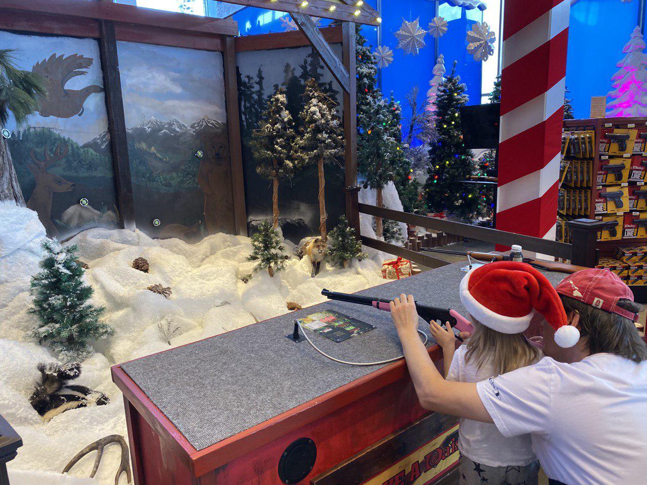 Santa's Wonderland Bass Pro Shops Kids Activities
