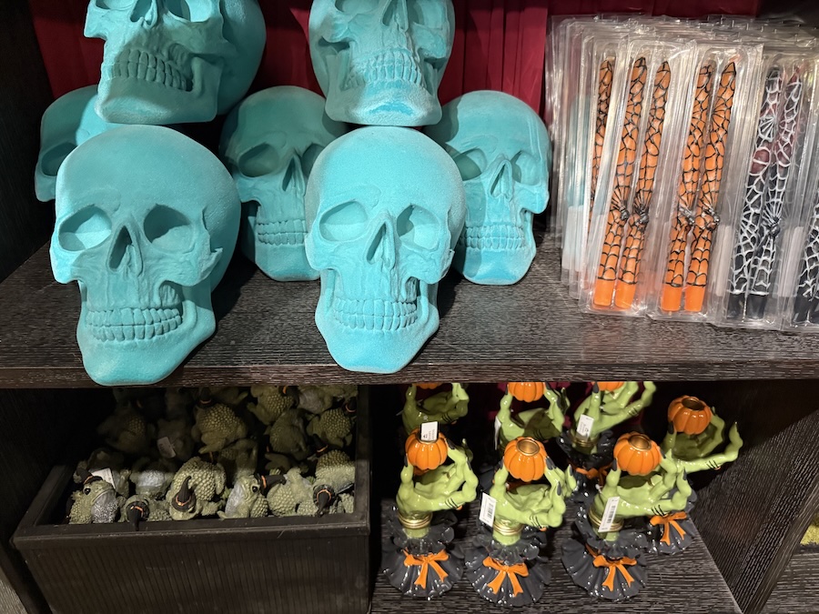 Decorative Halloween skulls at Roger’s Gardens